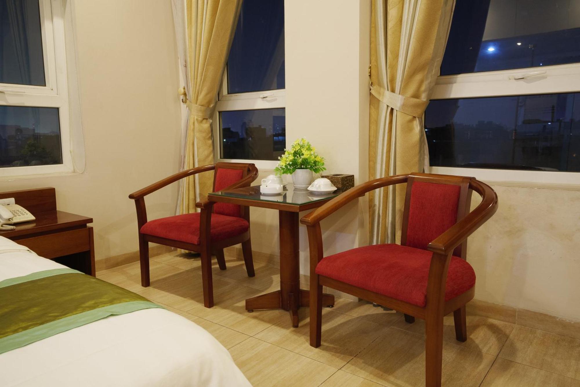 Ngan Ha Hotel Long Bien 河内 外观 照片