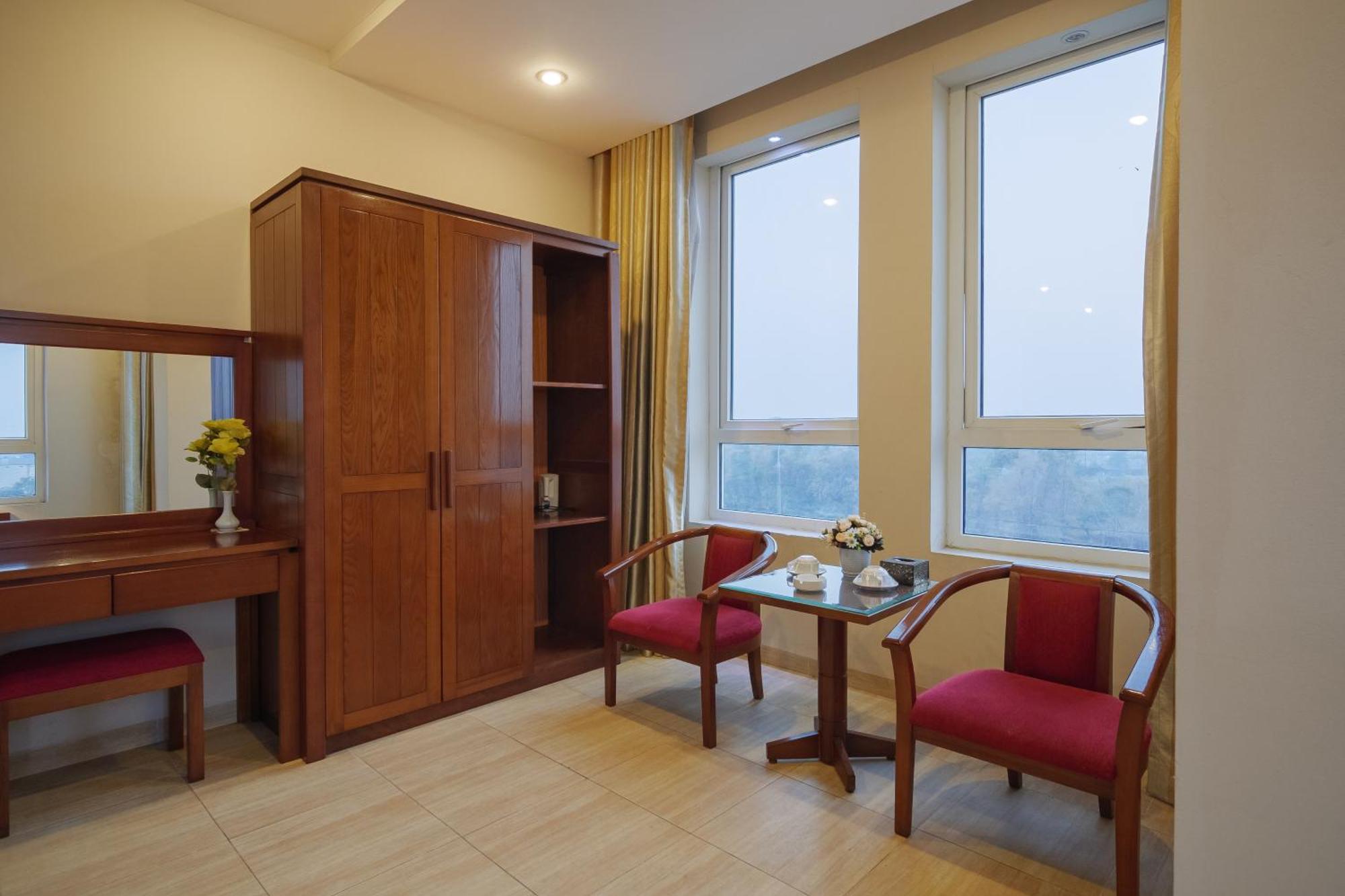 Ngan Ha Hotel Long Bien 河内 外观 照片