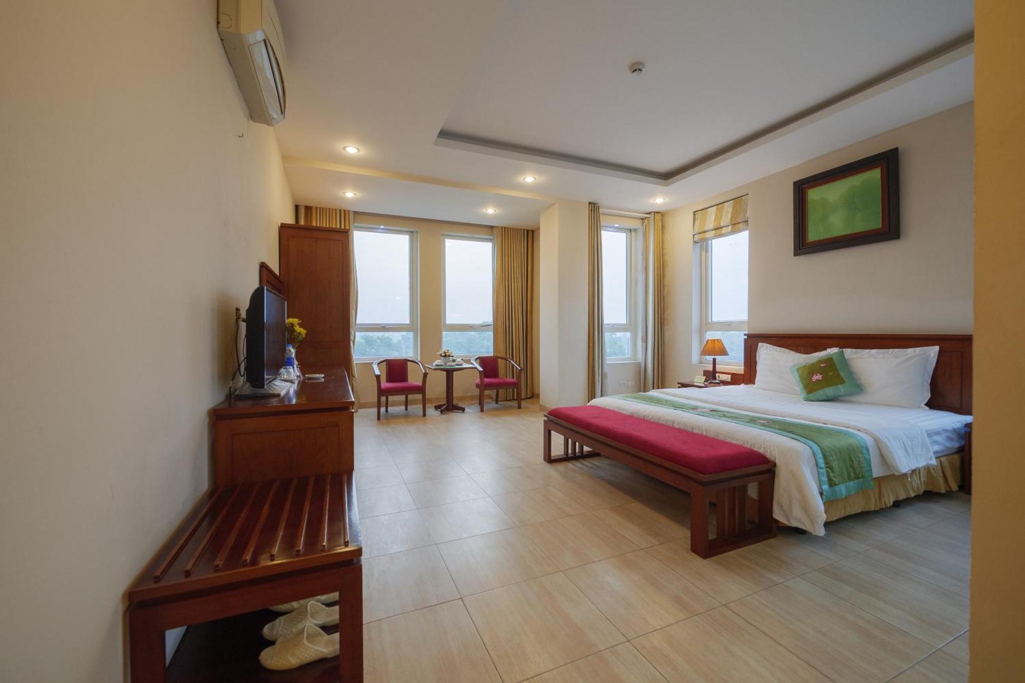 Ngan Ha Hotel Long Bien 河内 外观 照片