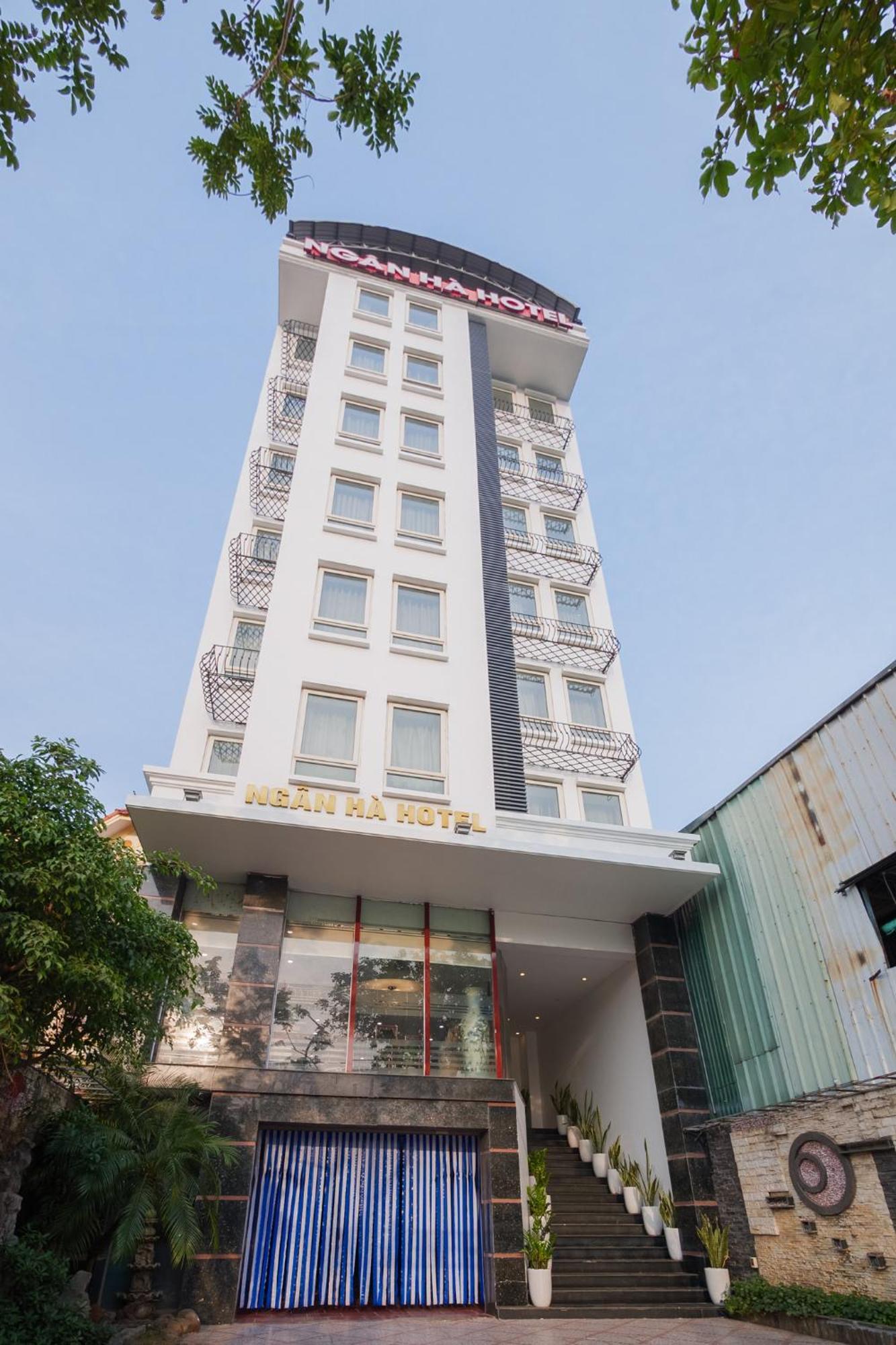 Ngan Ha Hotel Long Bien 河内 外观 照片